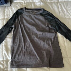 Gray and Black Men's Shirt
